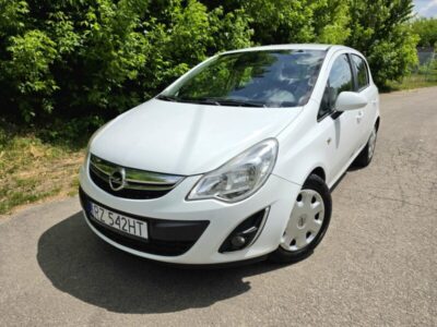 Opel Corsa 1,2 benzyna, 185 tys przebiegu 2012 SPÓŁKA